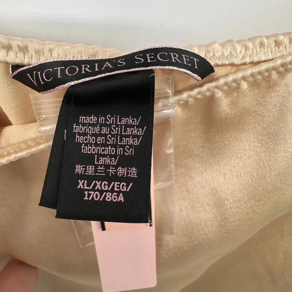 VICTORIAS SECRET NWT Champagne Slip Skirt with Black Lace Trim // XL